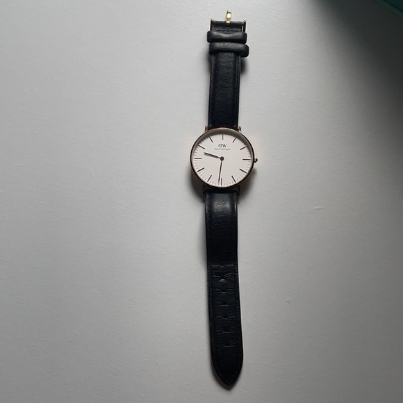 Daniel Wellington Classic watch - Picture 2 of 6